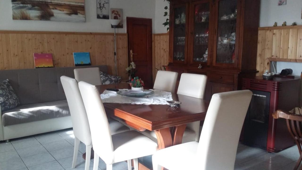 B & B Santa Maria Santa Maria a Monte Екстер'єр фото