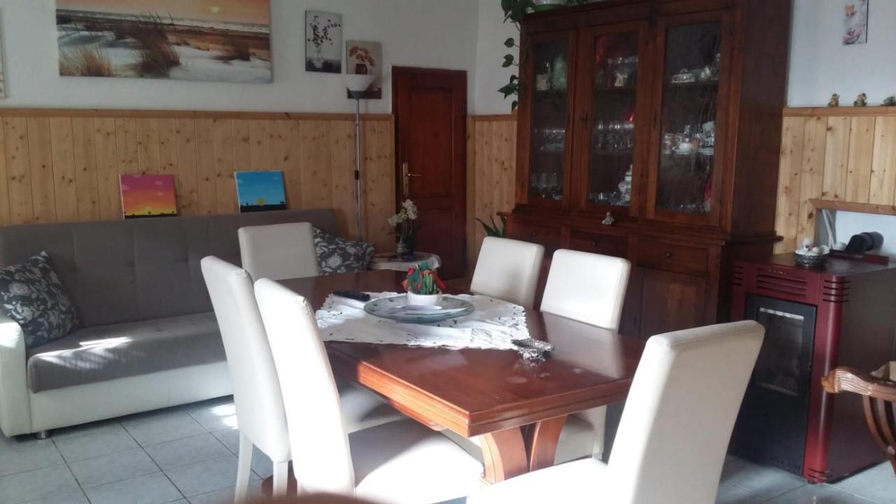 B & B Santa Maria Santa Maria a Monte Екстер'єр фото